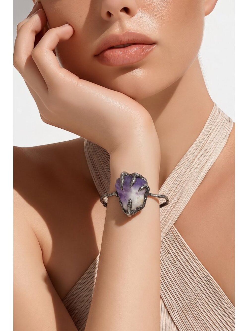 Amethyst Claw Cuff Bracelet - Silver Blend Boho Metalwork | Alma Antigua - Picture 4 of 14
